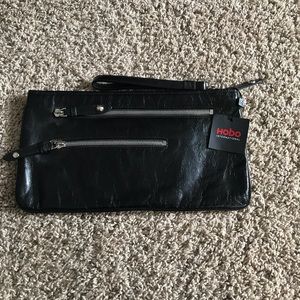 Alameda black HOBO clutch